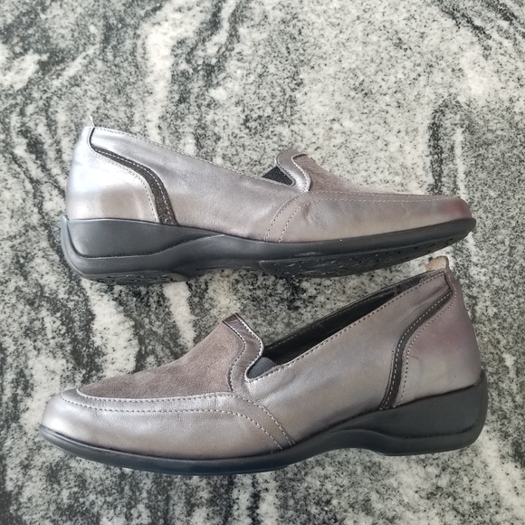 (7½) Xsensible shoes, Shimmery Silver and Gray - Picture 7 of 10